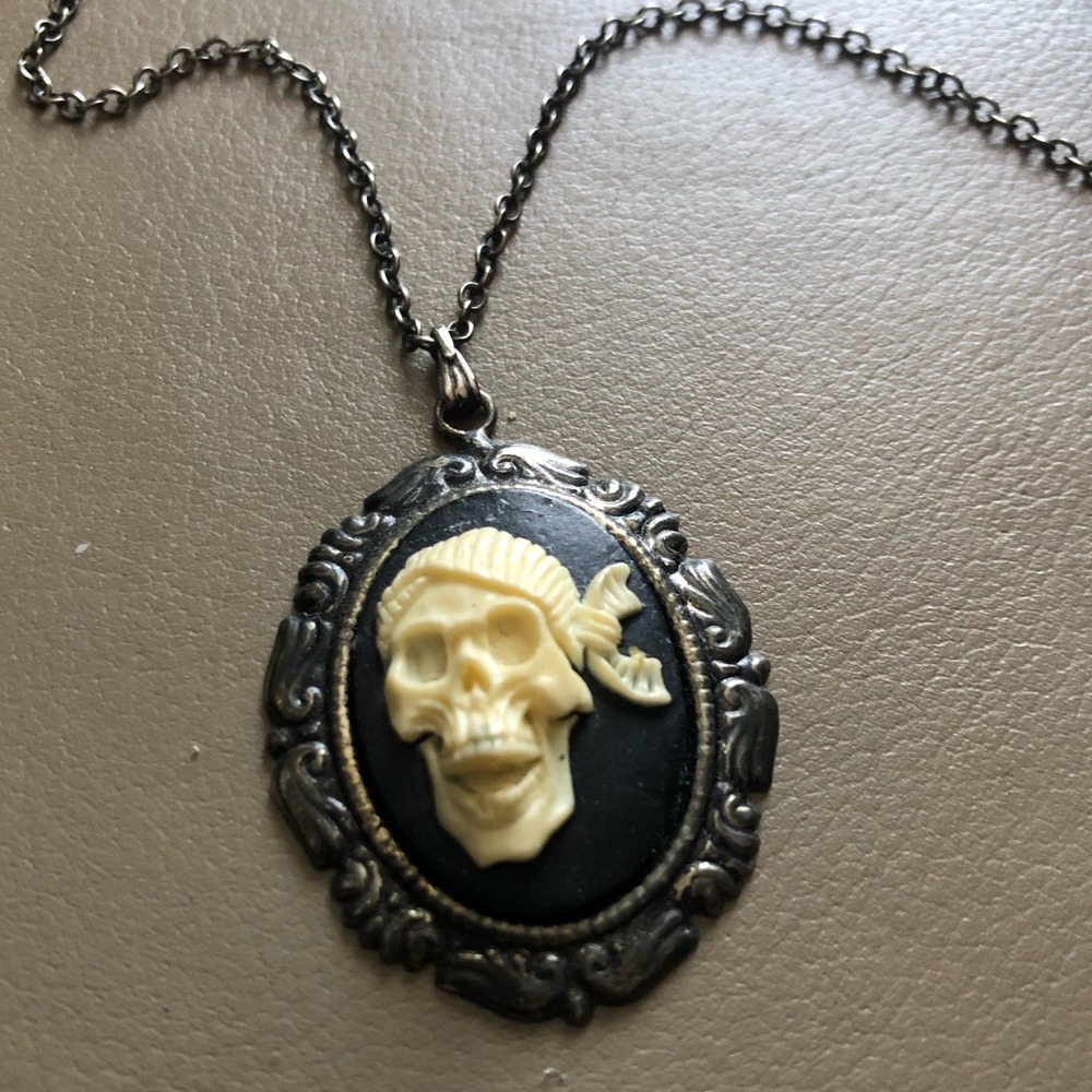 Mini Cameo Skull Pirate Necklace